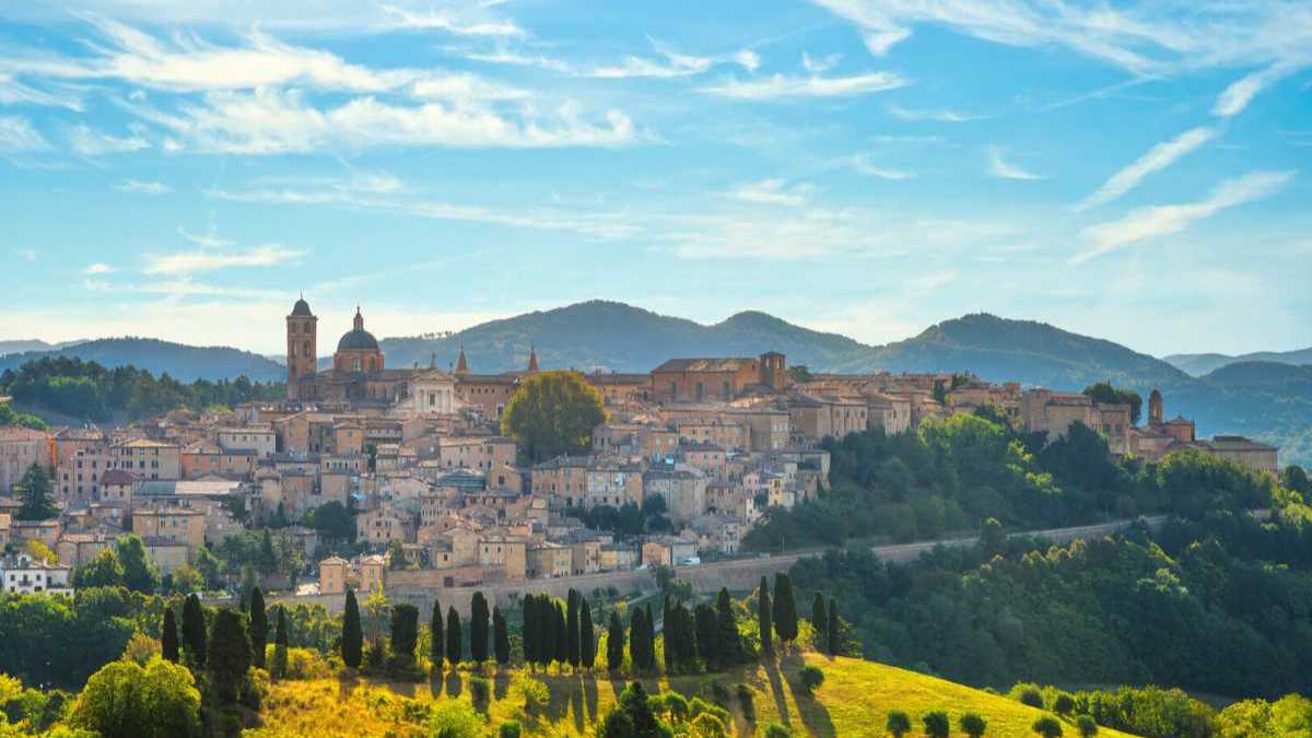 Macerata con bambini: una guida per famiglie in cerca di avventure
