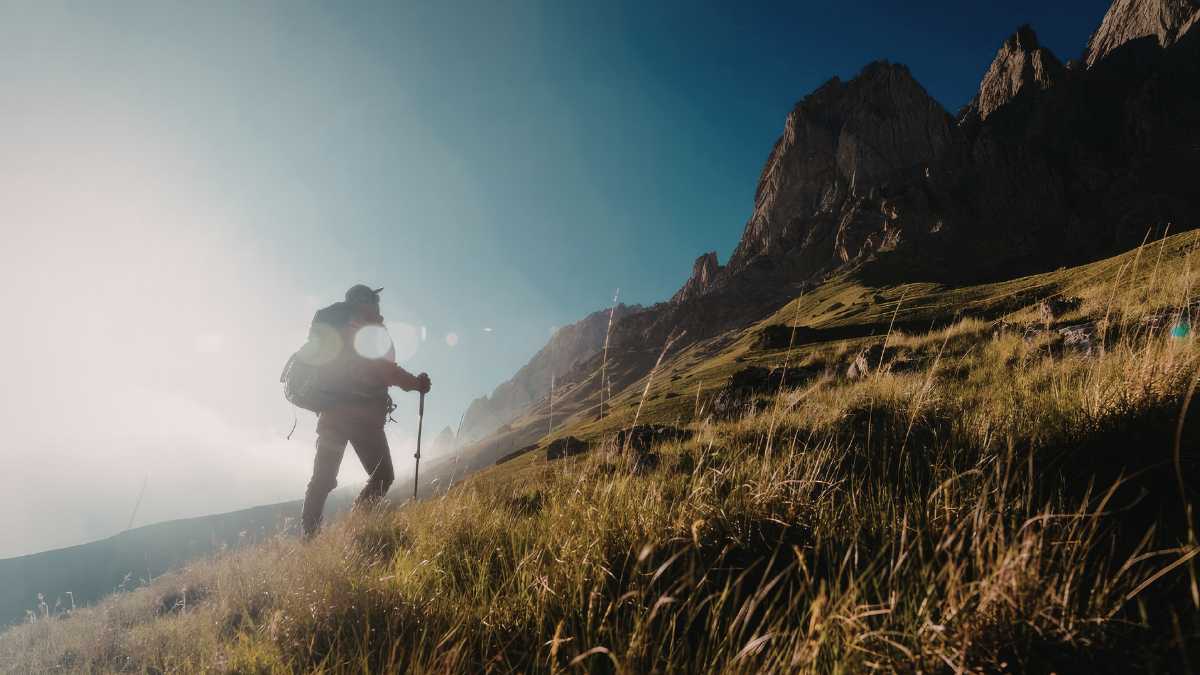 Migliori Trekking nei Dintorni di Pesaro: Avventure nella Capitale della Cultura 2024